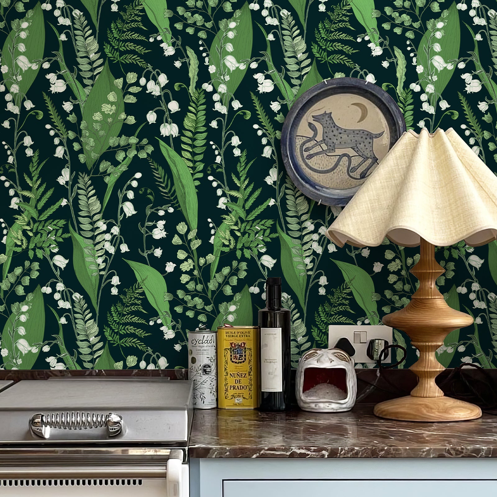 Vintage Floral Wallpaper Peel and Stick Wallpaper Green Leaf Lily