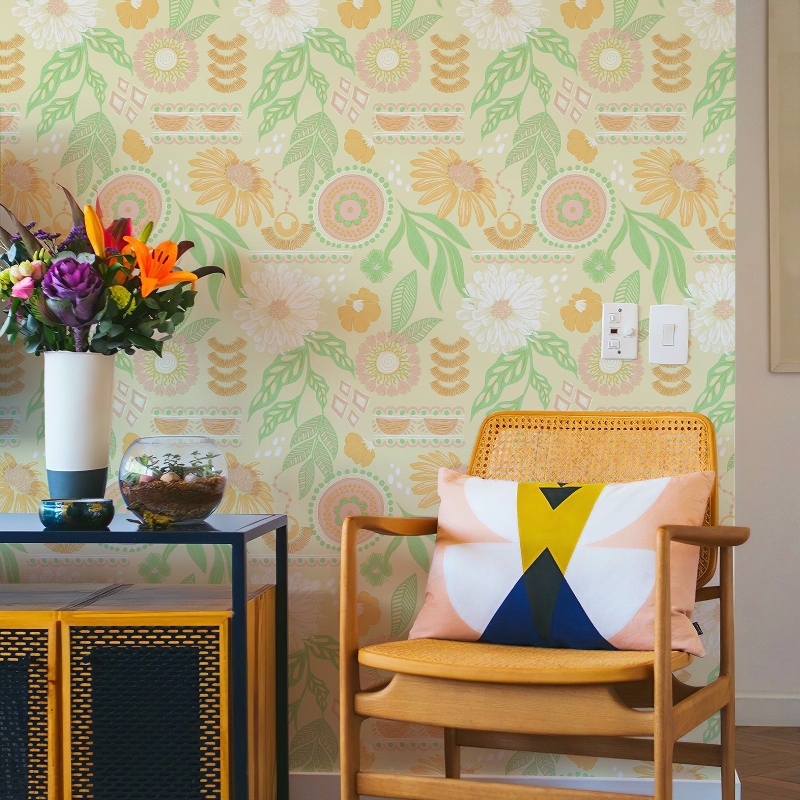 Bohemian-Style Sunflower and Floral Pattern Wallpaper