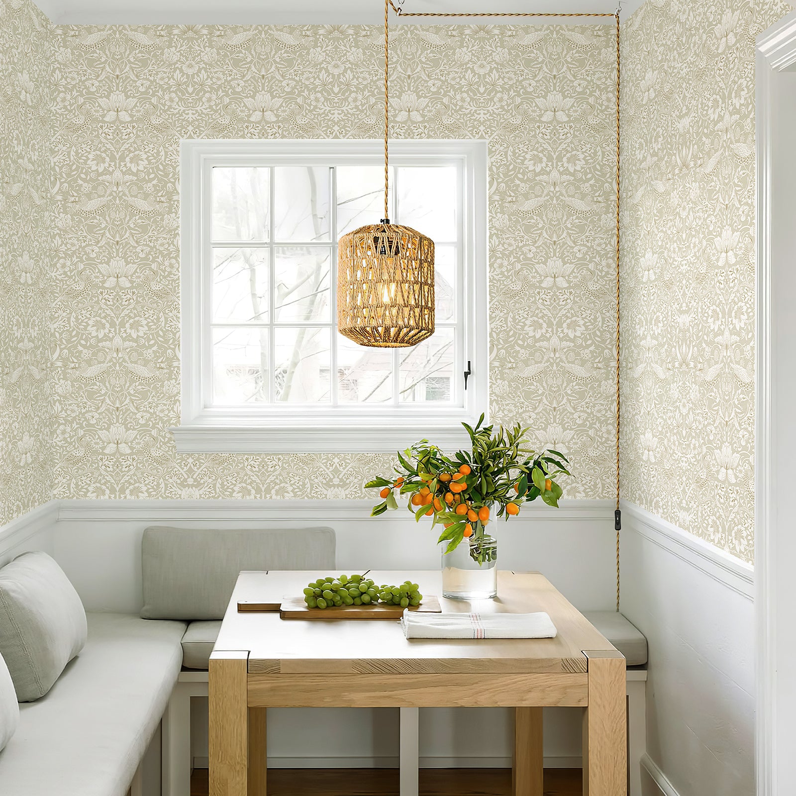 Vintage Strawberry Bird Wallpaper