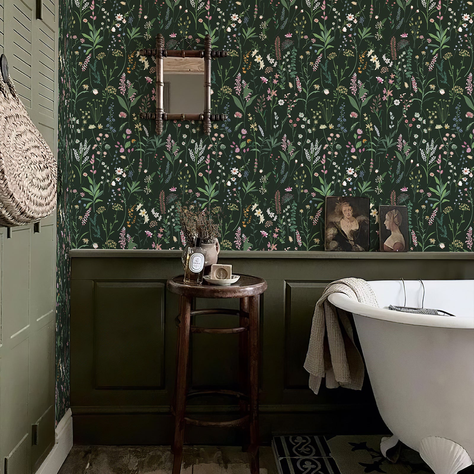 Green Meadow Botanical Floral Peel and Stick Wallpaper