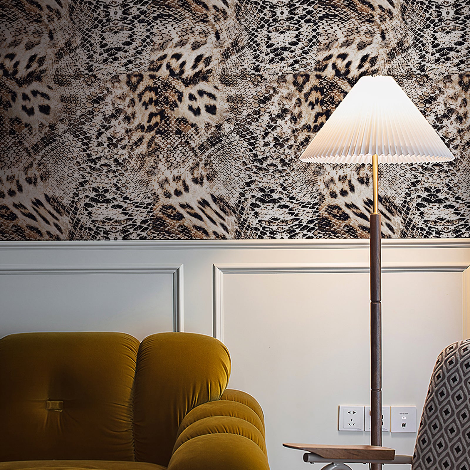 Self-adhesive wallpaper featuring leopard and snake skin patterns, suitable for living room wall decoration.
