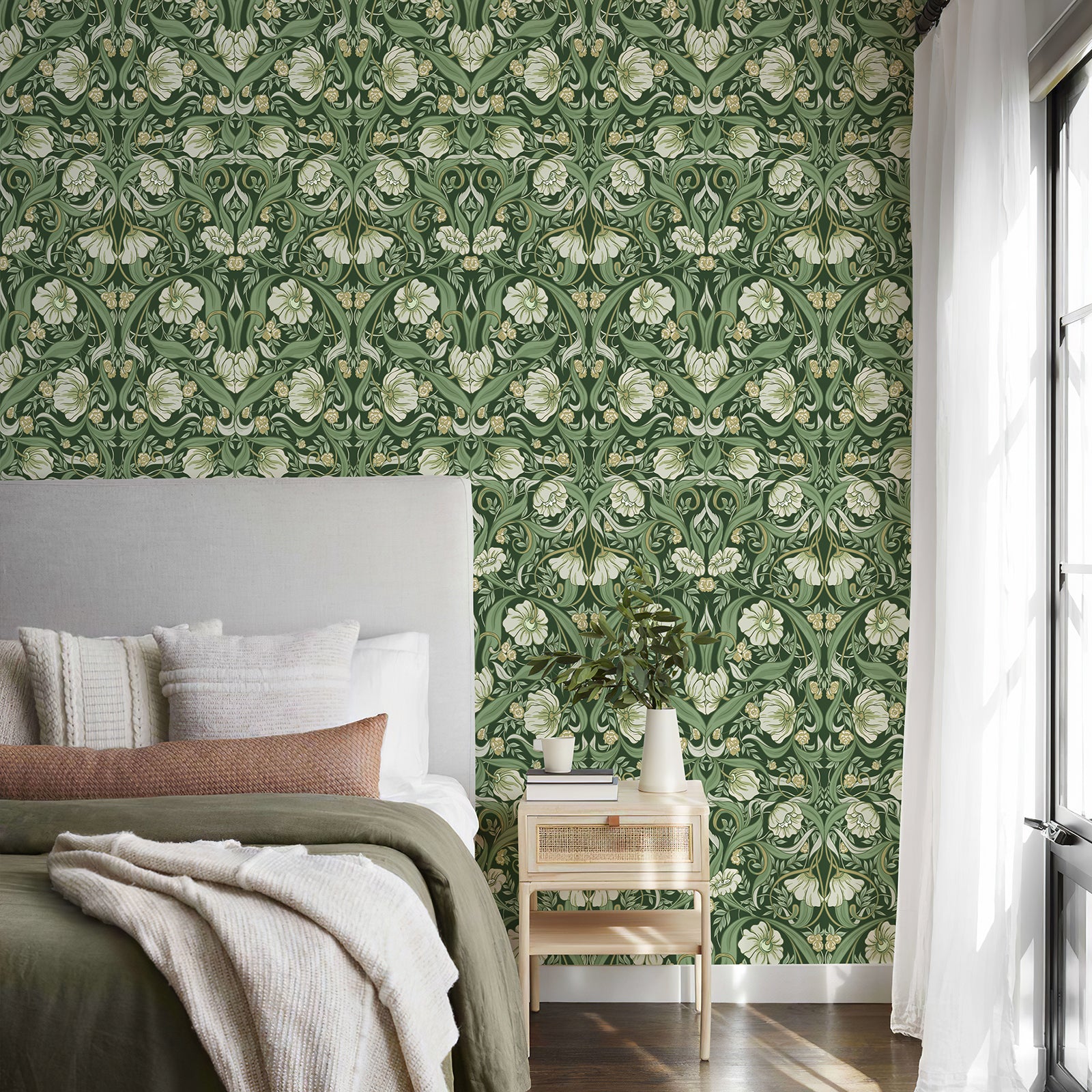 Vintage Floral Peel and Stick Wallpaper
