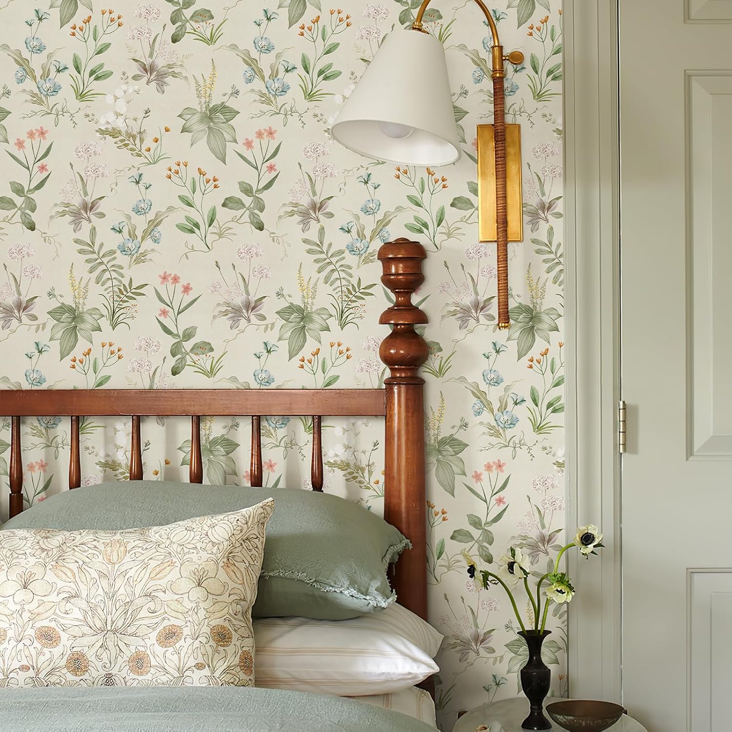Beige Floral Contact Paper | Wildflower Botanical Pattern Wallpaper