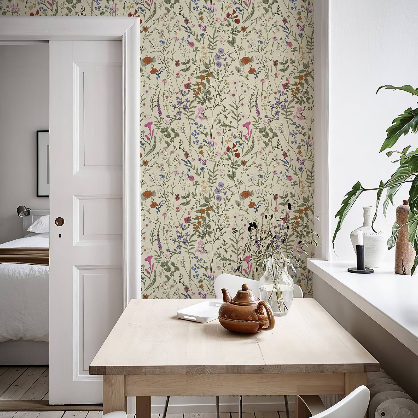 Wildflower Botanical Peel and Stick Wallpaper