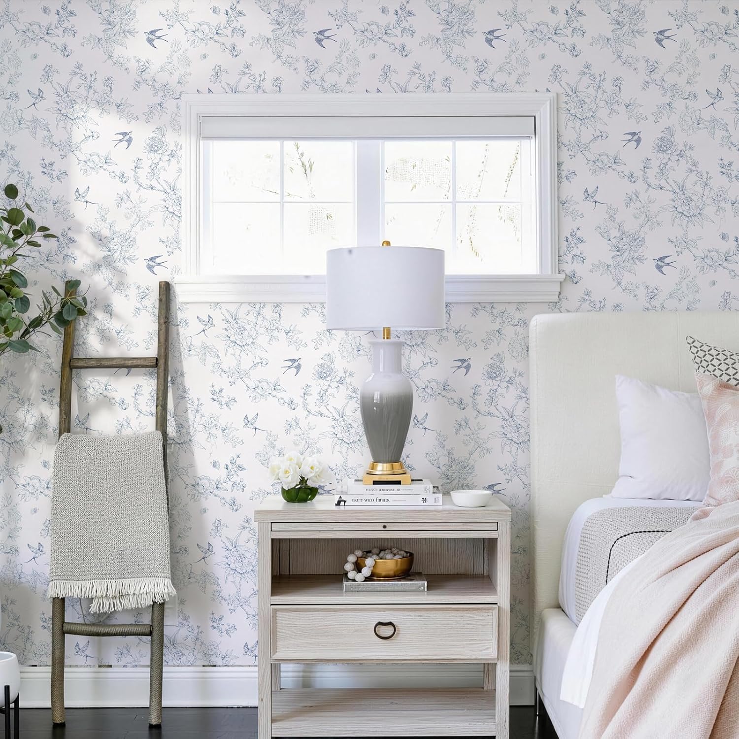 Retro Floral and Bird Pattern Self-Adhesive Wallpaper