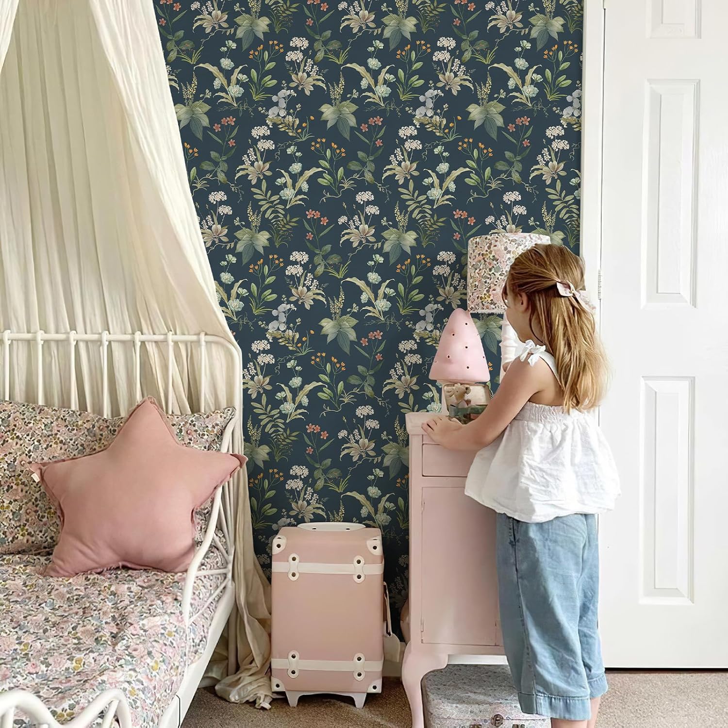 Retro Self-Adhesive Wallpaper — Beige Floral Contact Paper | Wildflower Botanical Pattern Wallpaper