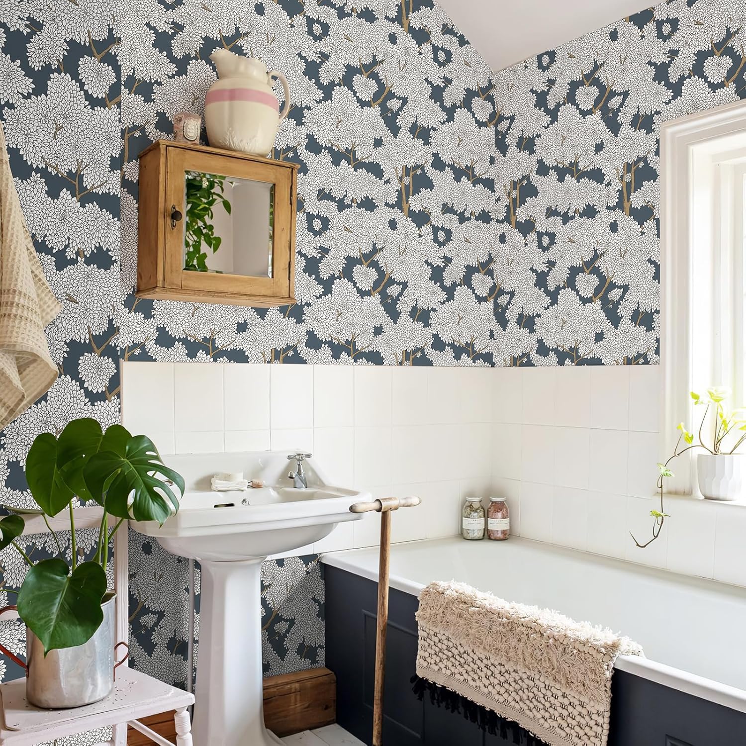Tree Wallpaper — Peel-and-Stick Jungle Wallpaper & Forest Murals